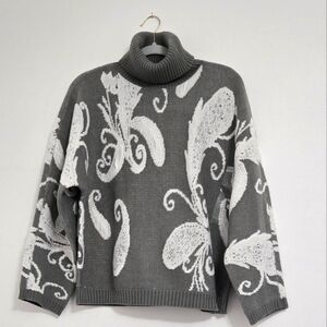 Liz clairborne sweater